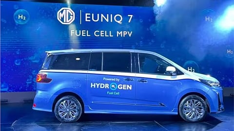 MG Euniq 7