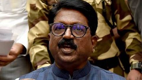 Arvind Sawant : कायद्याच्या कसोटीवर धनुष्यबाण चिन्ह आम्हालाच मिळायला हवं; अरविंद सावंत म्हणाले...