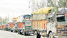 वाहनांची संख्या प्रचंड वाढली