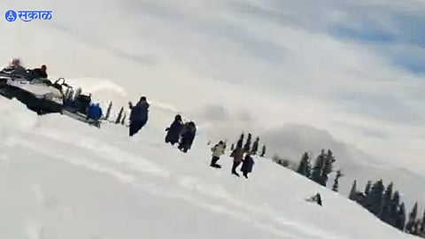 Avalanche In Gulmarg