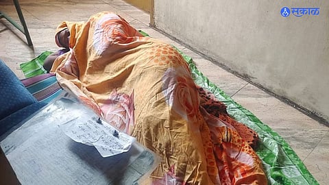 st workers wife protest for his leave got suspended by st administration in sangli