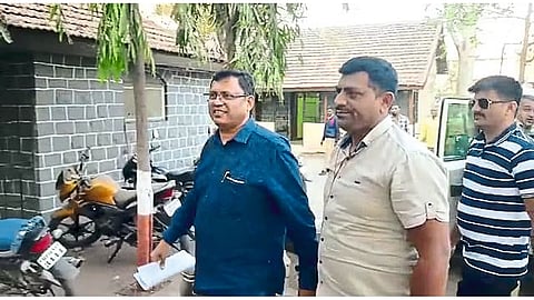 adv chavan