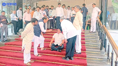 during legislative session in Mumbai MLA Farooq Shah of started protest against local police officers at entrance of legislature dhule news