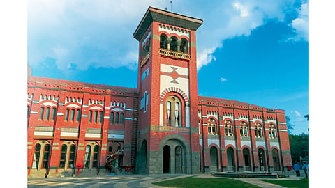 historical heritage council hall pune