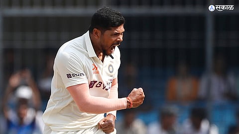 ind vs aus test Umesh Yadav Completes 100 Test Wickets