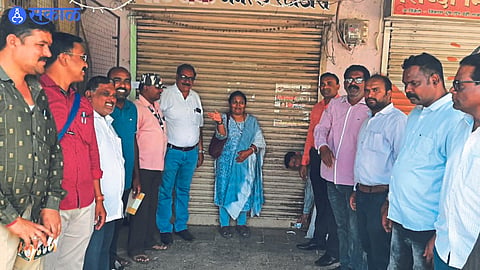 Pachora Municipalitys recovery drive Seventeen gale seals faucet complexes were also broken