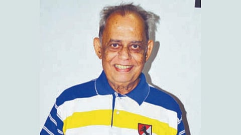 senior marathi sports-reporter-v-v-karmarkar-died-