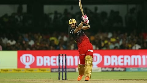 CSK vs RCB IPL 2023 : षटकार चौकारच्या पावसात आरसीबीच्या तोंडाचा घास धोनीने हिसकावला!