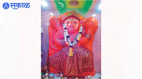 Idol in Srikshetra Avachit Hanuman Temple.