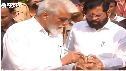 CM Eknath Shinde directly met the affected farmers after ayodhya tour