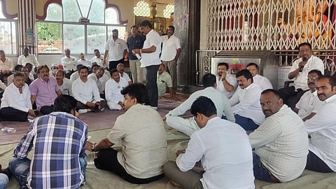 pune Market Yard Protest