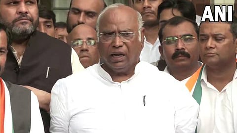 Karnataka Election Result 2023: दणदणीत विजयानंतर कर्नाटकचा मुख्यमंत्री कोण होणार? खर्गे म्हणाले...