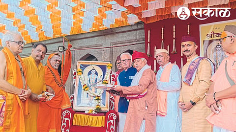 Dignitaries worshiping the image of Narada Maharshi during the Kirtan festival at Sri Kalaram Temple.