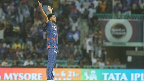 LSG vs MI: प्ले-ऑफची शर्यत रंजक! शेवटच्या षटकात लखनऊने मुंबईच्या तोंडचा घास घेतला हिरावून