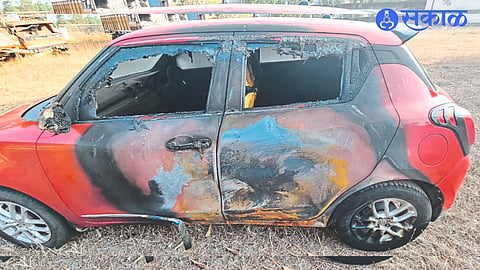 In the middle of the night, the car of village panchayat member Amol Vilas Bagul was set on fire by a social activist.