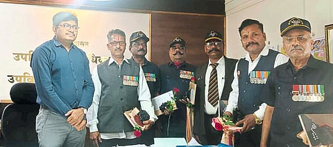 कारगिल युद्धात सहभागी झालेल्या माजी सैनिकांचा सत्कार