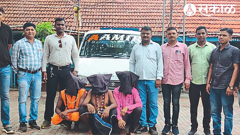 Fraudster arrested with vehicle