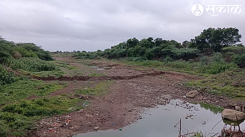 The river Dev at Devpur has dried up.