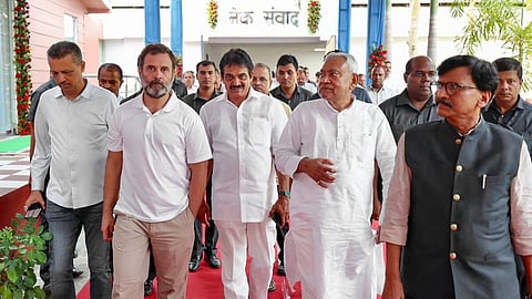 opposition meeting