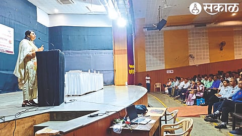 Chief Executive Officer Ashima Mittal speaking at the motivation meeting under Mission Model School of Zilla Parishad