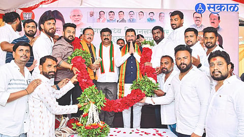 On the occasion of the inauguration of the Central Vidhan Sabha War Room, BJP State General Minister Vijay Choudhary, MP Dr. Subhash Bhamre,