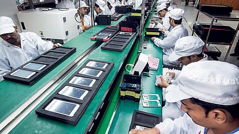 India ranks second in mobile production