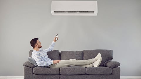 AC