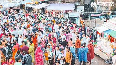 Trimbak Devotees