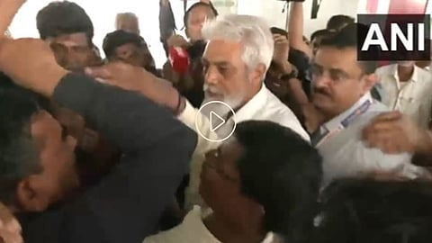 Dada Bhuse