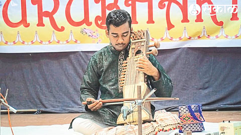 Dr Rudraksh Sakrikar