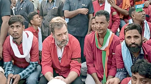 congress rahul gandhi coolie 420 756 number delhi railway station social media unemployement inflation