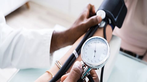 Symptoms of high blood pressure How to take care of yourself