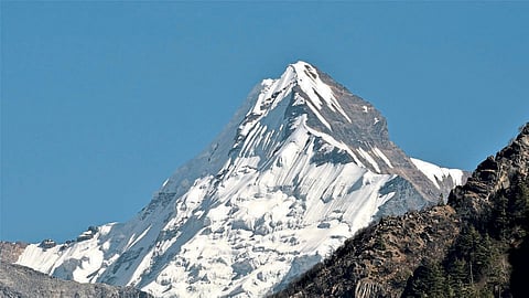 womens team of Giripremi successfully climbed 6,529 meter high peak of Mount Sudarshan Garhwal Himalayas