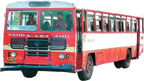 Dangerous city buses in Solapur transport department scrap buses
