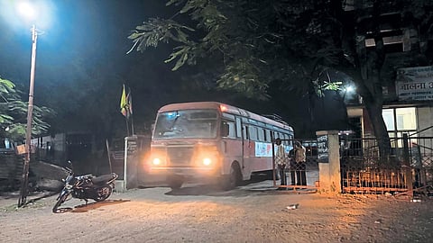 st bus