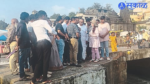Officers of Niri inspecting the concrete floor in Godavari