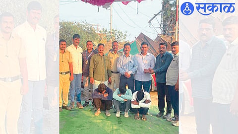 LCB action team with the thieves in custody at Sri Shiva Mahapuran Kathasthala.