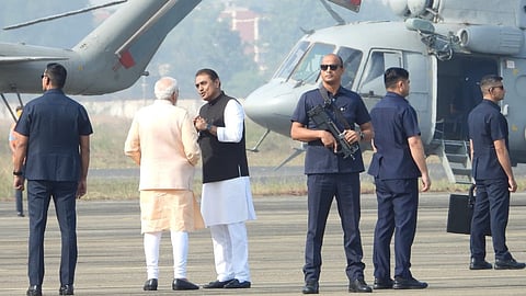 PM Modi MP Visit gondia discussion between pm narendra modi and praful patel at Birsi airport