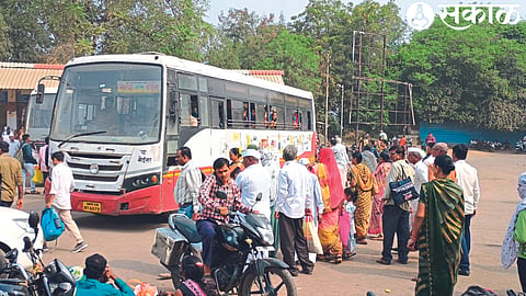 Congestion at the bus station.