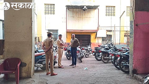 Srikanth Dhiware, Dattatraya Shinde present during the raid on the gambling den in Rajkamal Talkies.
