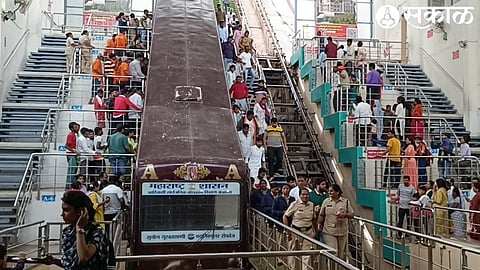 Funicular rope way service at Saptshringi Fort
