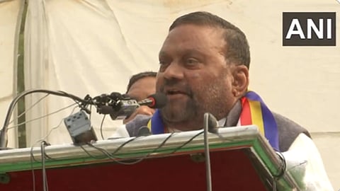 Samajwadi Party leader Swami Prasad Maurya says Hindu ek dhokha hai after akhilesh yadav warn