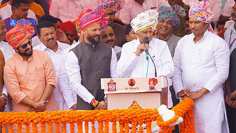 sharad pawar bail gada