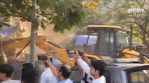 Infrastructure Drive: Western Railway Launches Massive Demolition in Bandra East