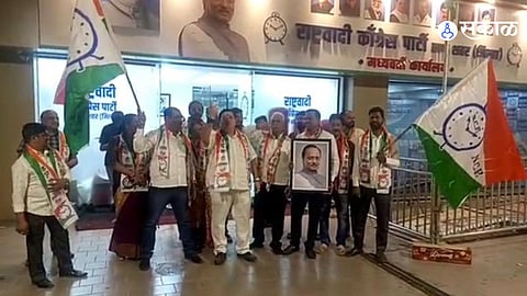 anand paranjpe criticize jitendra awhad over ncp party name and symbol ec decision
