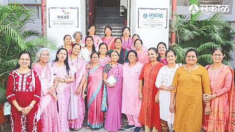 Women members of the Laughter Club present at the 'Maithrin Meet-up' program at 'Sakaal' Satpur office.