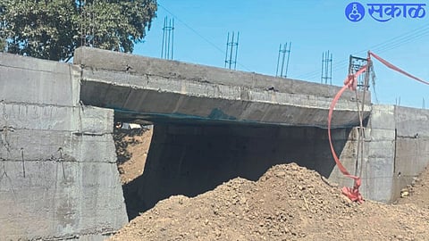 Construction of Bridge over Chunabhatti Canal.