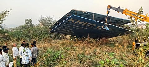 अनधिकृत होर्डिंगवर
वडगावात कारवाई सुरू