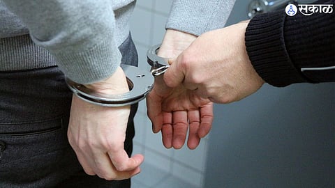 criminals who robbed houses in sinhagad road arrested valuables worth 19 lakhs seized