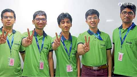 nagpur students shine in JEE Advance Nitanshu Bhootada ranked 26th Muhammad Sufiyan ranked 29th